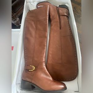 Tried on one time.  Still has box and in excellent condition.